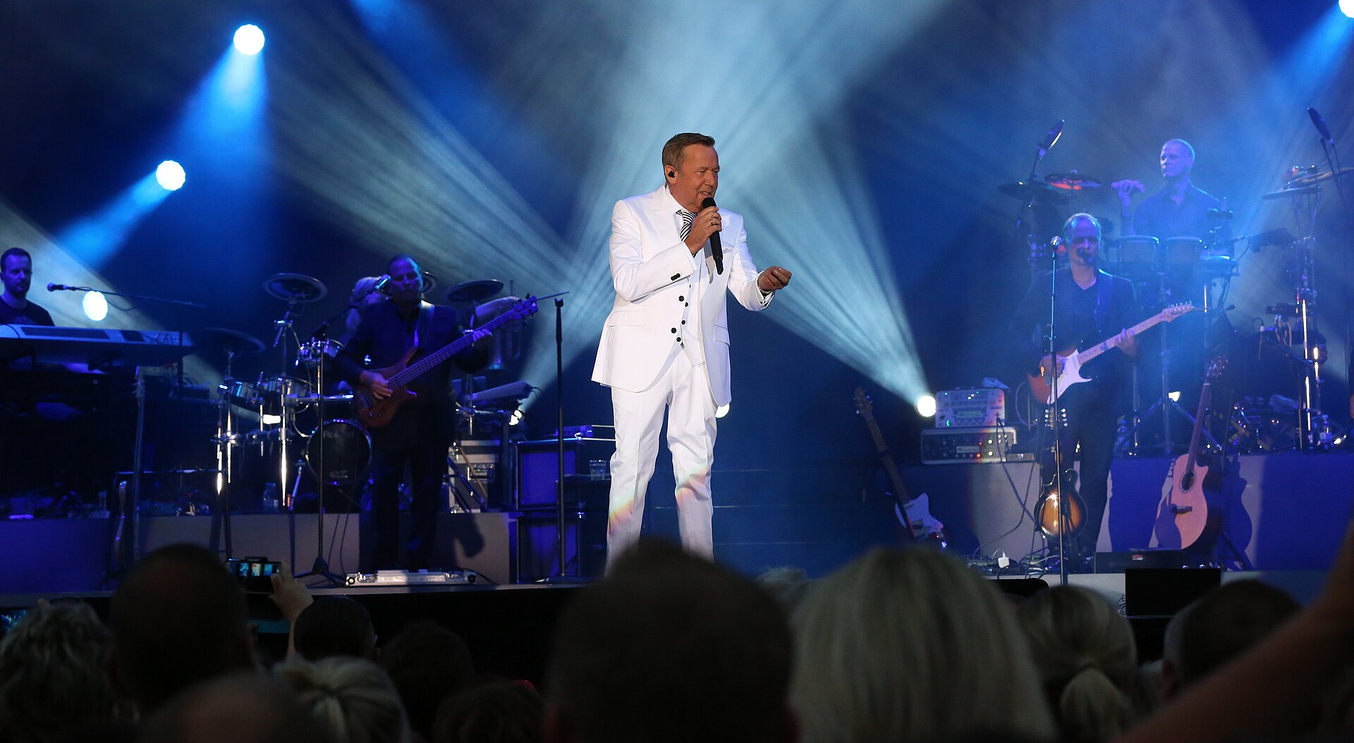 Roland Kaiser live auf der Bühne